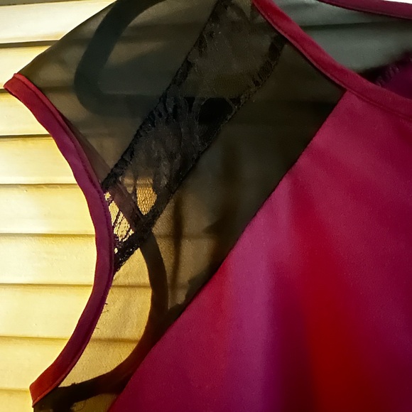 Harlowe & Graham Black and Purple Blouse - Picture 3 of 8